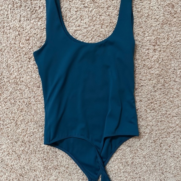 Express Bodysuit - Picture 2 of 3